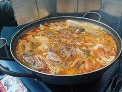 部队锅-MI WU FACTORY米屋美食工厂餐厅(绿地店)