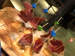 西班牙火腿配甜瓜-胡桃里音乐酒馆(环亚凯瑟琳广场店)