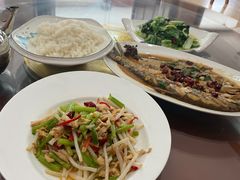 -漁耕小厨农家院(武当山店)