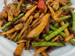 茶树菇炒牛柳-和乐喜宴海鲜酒家(骏荣广场店)