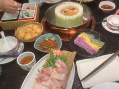 -得意咚瓜·顺德鱼生·冬瓜火锅(深圳首店)