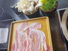 -牛武士寿喜烧·和牛火锅自助(全球首店)