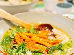 -百春原湖南牛肉粉(百联世纪店)