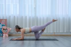 -亚太瑜伽普拉提学院