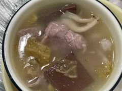 -卢六川汤肉(南方花园店)