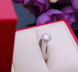 -威德钻石-克拉钻大本营(南京东路店)