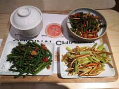 -老乡鸡(上海白玉兰广场店)