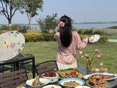 -七的湖·晚芳亭·阳澄湖农家菜·大闸蟹(莲花岛店)