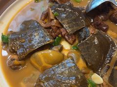 -香山湖家家宴(中山陵店)