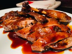 老头儿卤鸭（半只）-老头儿油爆虾·1987杭州烟火味(湖滨银泰in77D区店)