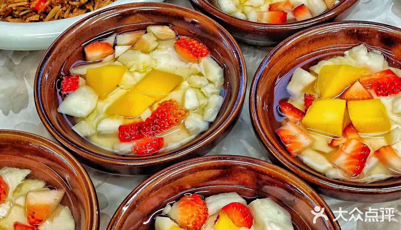  四方坪宝藏宵夜大排档🍢烤鱼烤串嘎嘎香