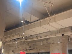 -三个四川人火锅(华联商厦店)