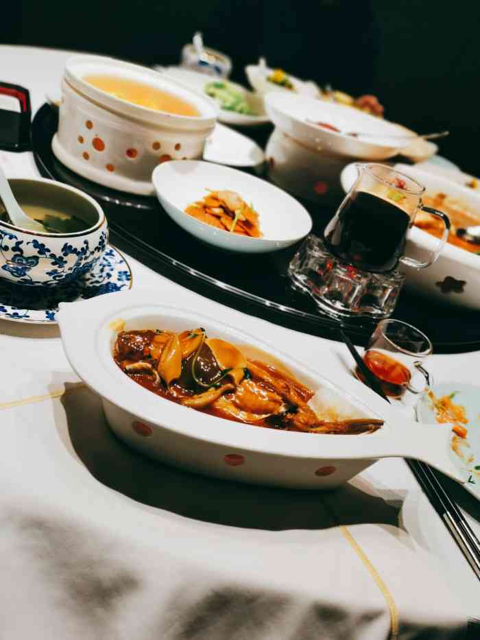 伊尹·伊尹宴(五棵松店)-"感谢点评网和商家的霸王餐,这是一顿高规格.