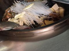 -屯老二农家铁锅炖·行业领军者(梅江店)