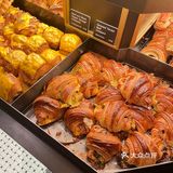 啥子火爆魔都的面包店，你永远不知道里面有多挤‼️