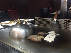 -利昂法式铁板主题餐厅(新奥购物中心店)