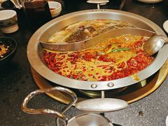 -沸炉重庆老火锅(军事博物馆店)