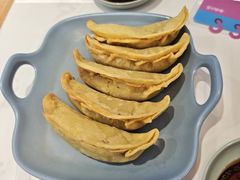 -老新隆牛肉锅贴(新街口店)
