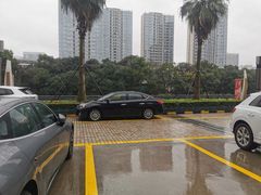 -世纪东方广场-停车场