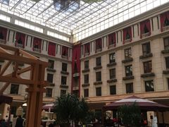 -中家鑫园温泉酒店鑫悦汤泉