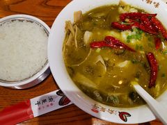 酸菜小鱼-渝是乎酸菜鱼·川渝小炒(新世界百货望京店)