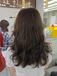 -镁连社·美联社