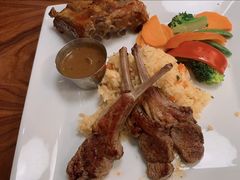 -澳美客(铜锣湾翡翠明珠广场店)