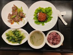 -玥悦月子中心(南桥店)