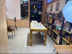 -山宅一喵德文卷毛猫舍