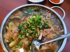 -谢老五跷脚牛肉·非遗传承店