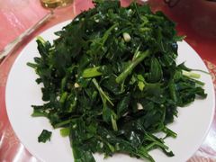 -明月食府(二区干二路店)