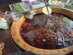 -巴倒烫陆派火锅山庄(南山总店)
