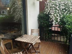 -Cafe Villa