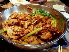 干锅牛蛙-蛙蛙叫干锅年代(簋街总店)