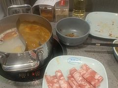 -金滏山烤肉·海鲜·火锅自助餐厅(襄阳万达店)