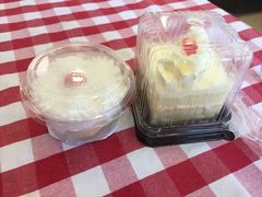 -红宝石·鲜奶小方·海派西点房(丰庄店)