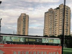 -洛克公园·篮球·足球(三林店)