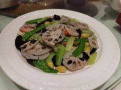 荷塘五秀-海宝酒家(中山四路店)