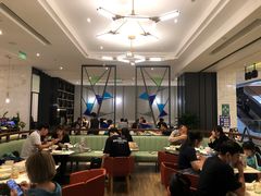 -港丽餐厅(高德置地店)