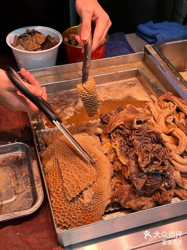 这家广东街头的牛杂小摊太绝