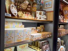 -泡泡玛特POPMART(上海环贸iapm商场店)