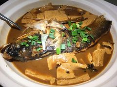 -卢大鲜鱼头捞饭(美利广场店)