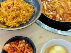 -三清洞摩西韩式年糕火锅(威高广场店)