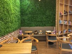 -焙丽拾光(麦凯乐直营店)