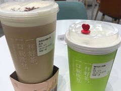 霸气芝士草莓-奈雪的茶(市百一店)