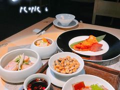 -穹六人间 people 6(岳阳路店)