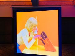 -Nathalie Djurberg与Hans Berg“牛皮纸包裹的月亮”-Prada荣宅当季展览