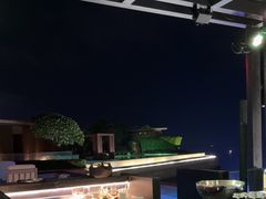 -瑰丽酒店·海吧·天际下午茶·现场DJ·天台酒吧