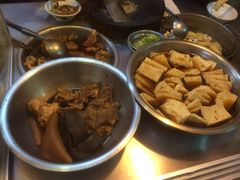 -松树干拌面店