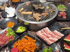 -啊美丽炭火烤肉(滑翔一店)